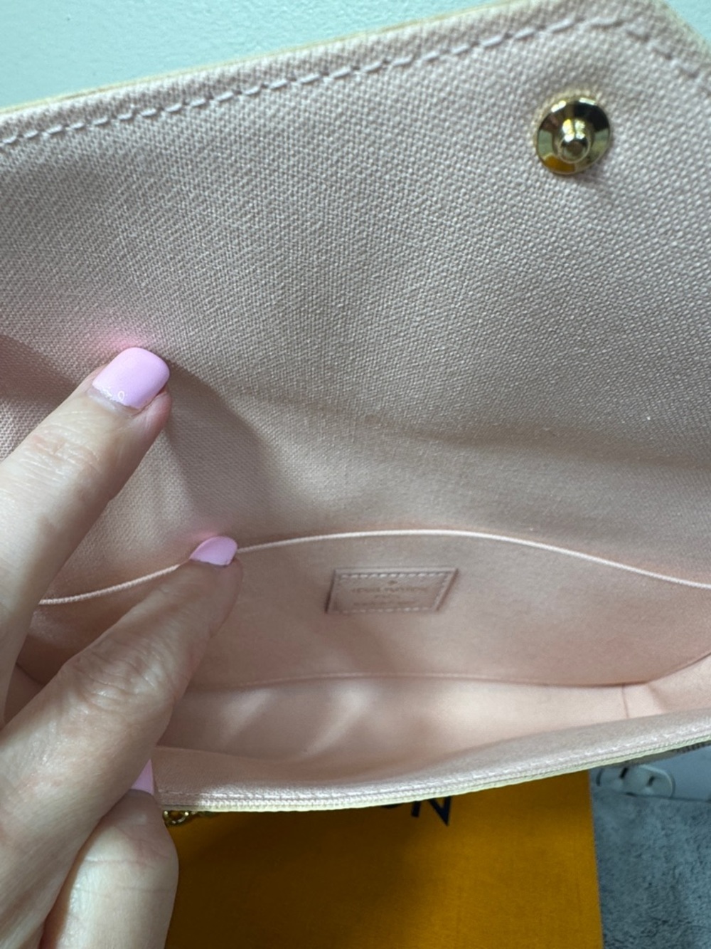 Louis Vuitton Damier Azur Pochette Félicie - LIKE NEW - FULL SET - Picture 10 of 16